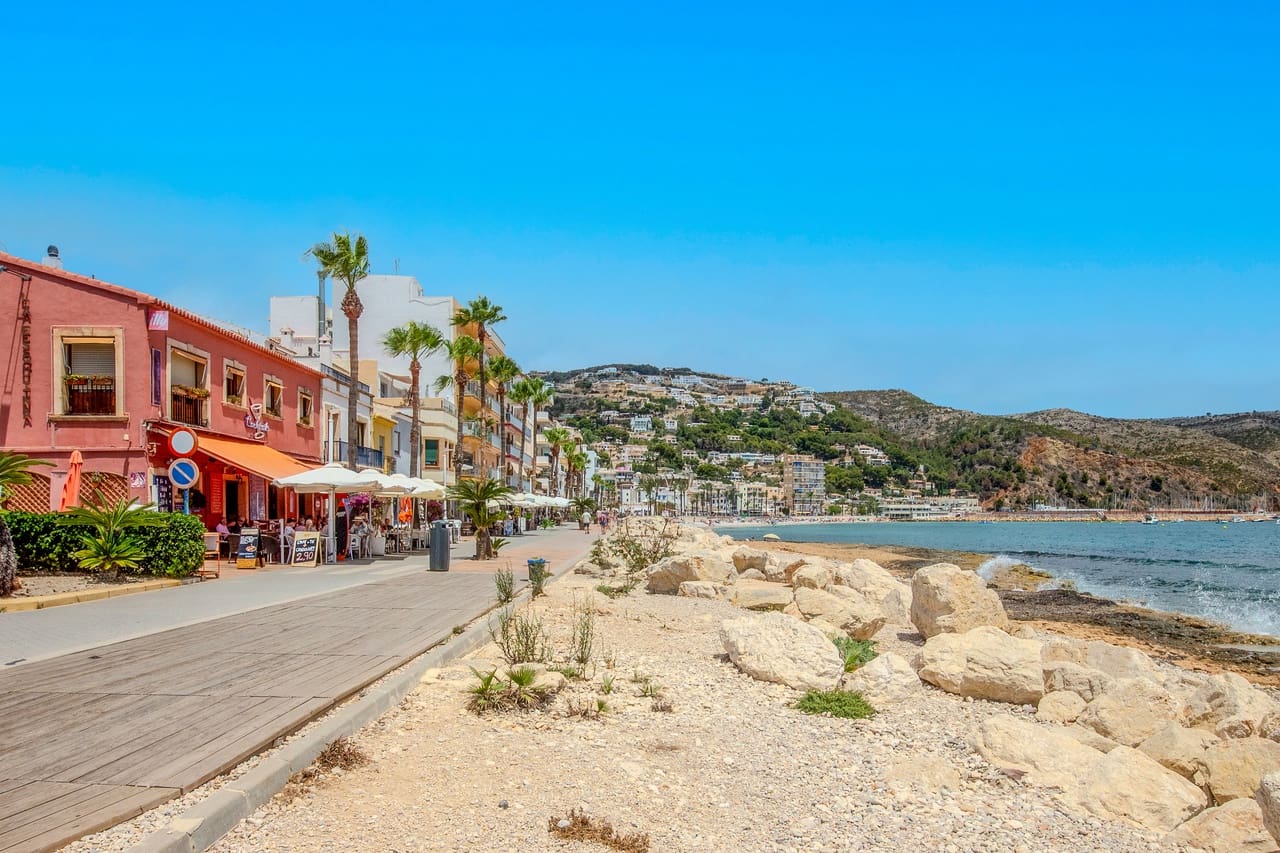 Chalet de 3 habitaciones en Benissa en venta con piscina garaje - 3.900.000 € (Ref: 8981469)