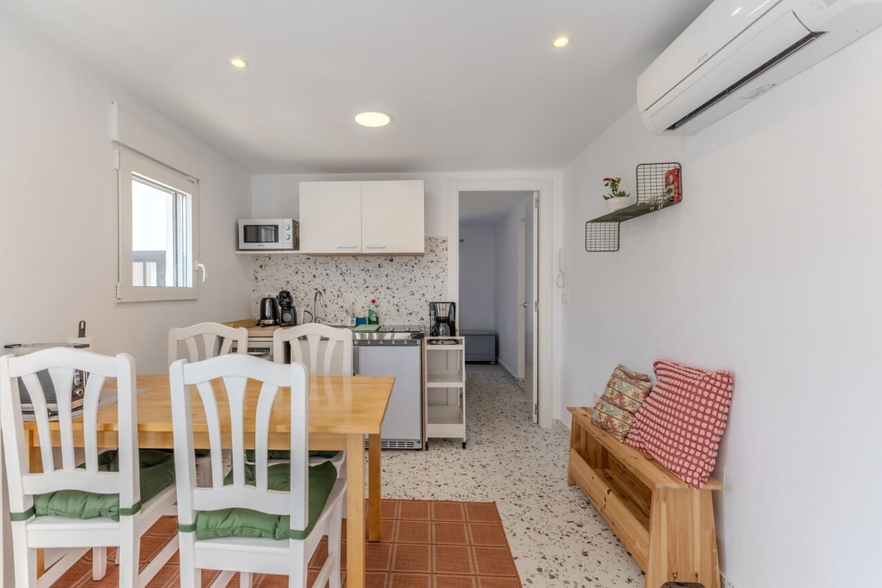 4 bedroom Villa for sale in Javea / Xabia with pool - € 750,000 (Ref: 8997232)