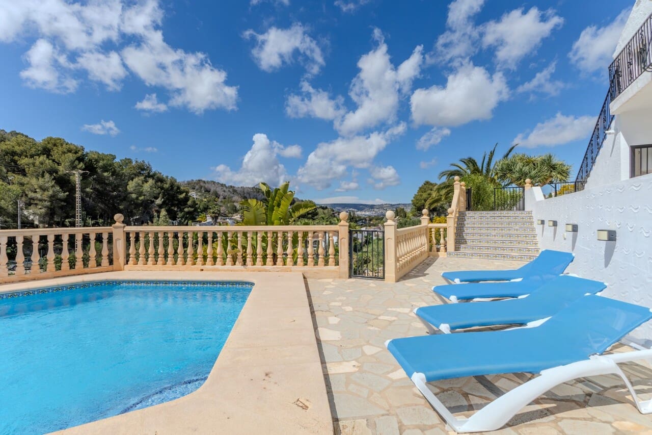 4 bedroom Villa for sale in Javea / Xabia with pool - € 750,000 (Ref: 8997232)