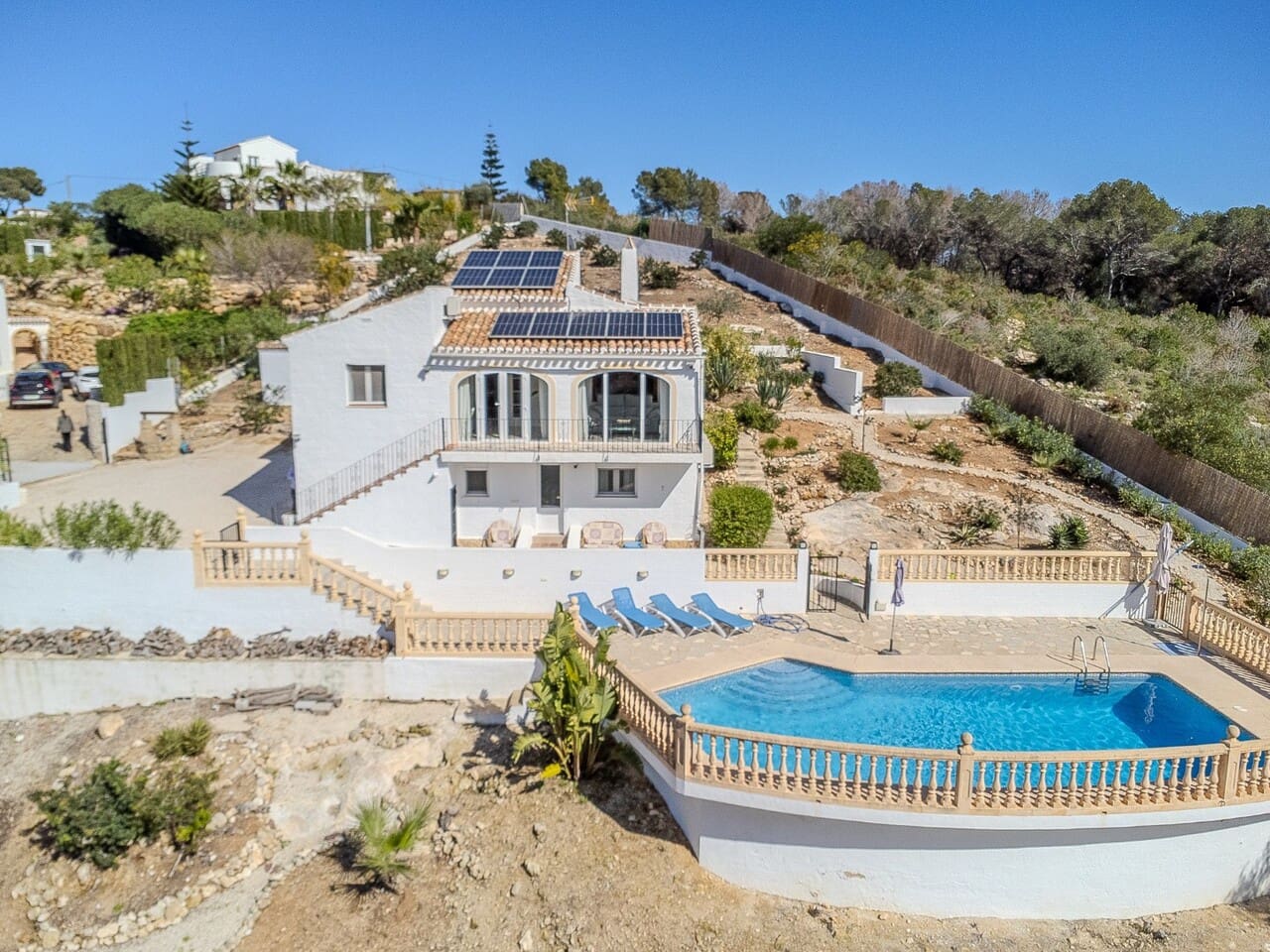 4 bedroom Villa for sale in Javea / Xabia with pool - € 750,000 (Ref: 8997232)