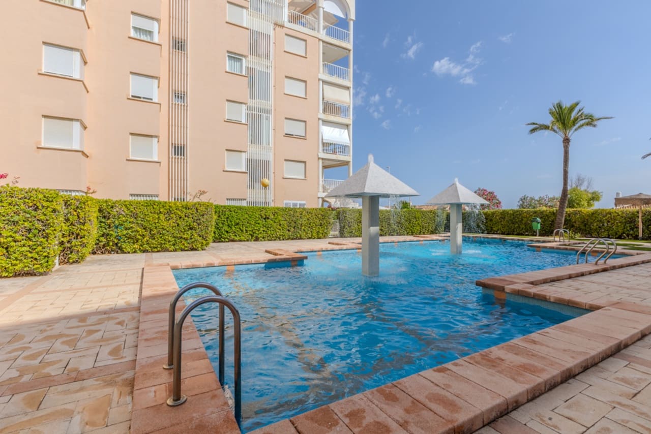 Appartement de 1 chambre à louer à Javea / Xabia avec piscine - 850 € (Ref: 9196950)