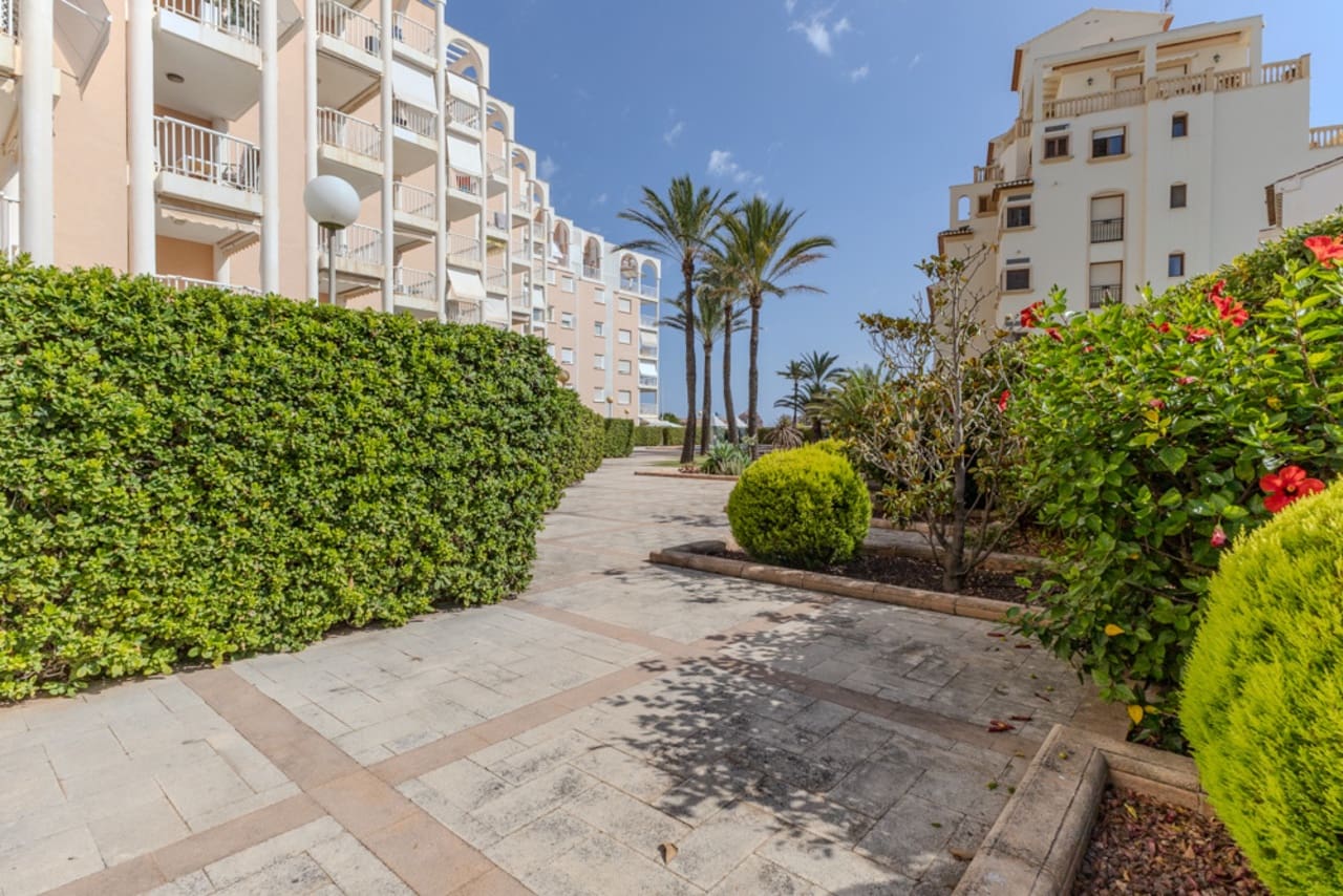 Appartement de 1 chambre à louer à Javea / Xabia avec piscine - 850 € (Ref: 9196950)