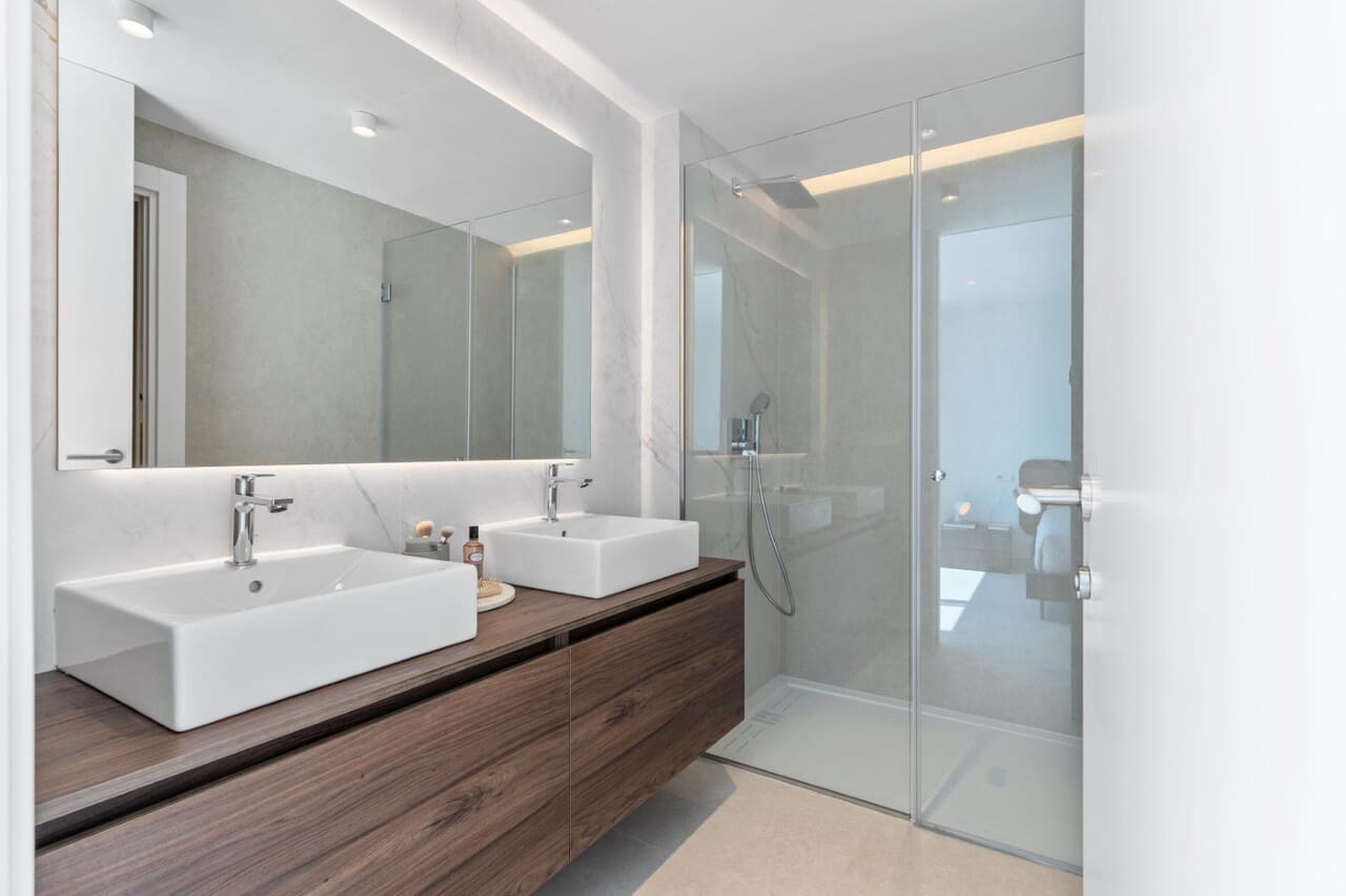 4 bedroom Villa for sale in Altea with pool garage - € 2,146,000 (Ref: 9200902)