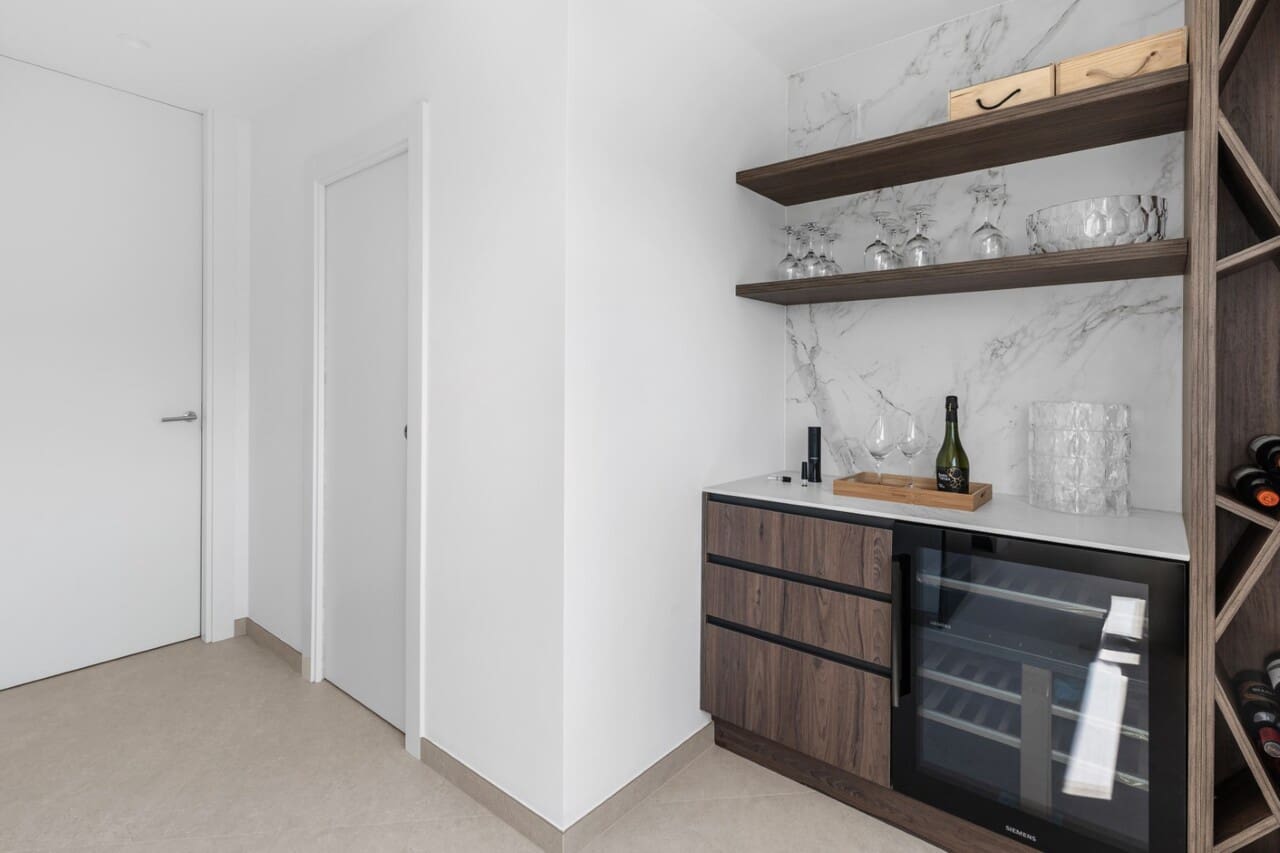 4 bedroom Villa for sale in Altea with pool garage - € 2,146,000 (Ref: 9200902)