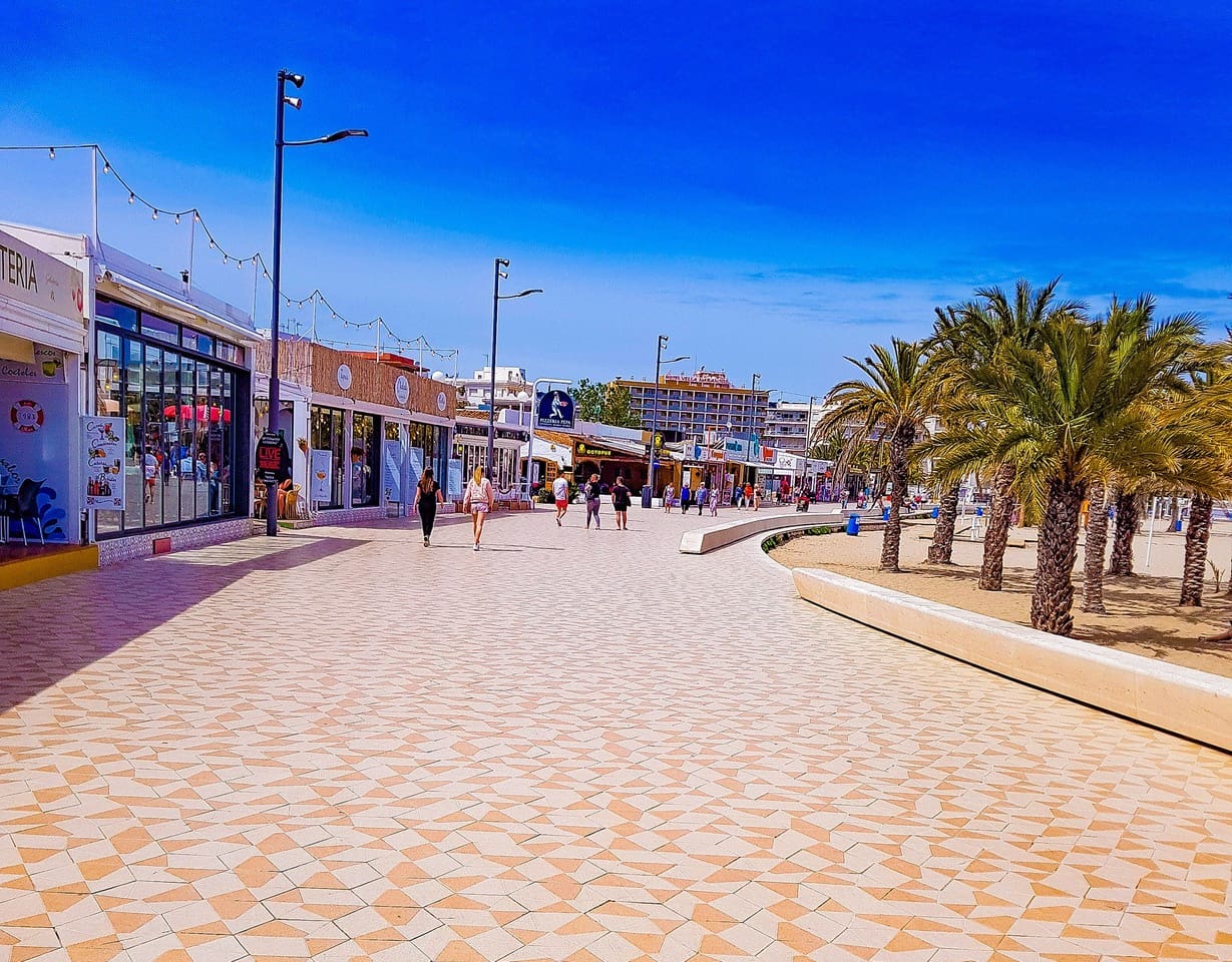 3 bedroom Villa for sale in Javea / Xabia with pool garage - € 1,749,000 (Ref: 9207495)