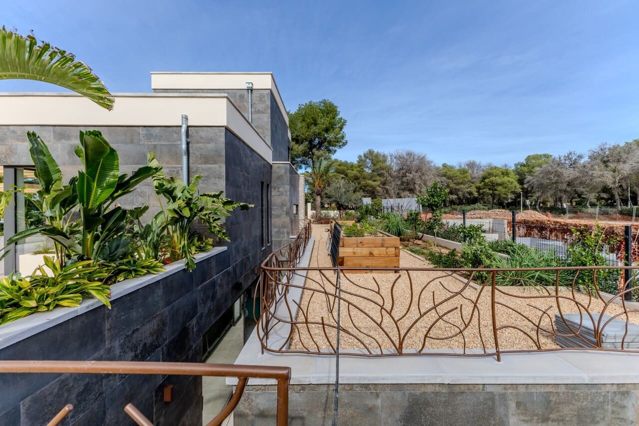 3 bedroom Villa for sale in Javea / Xabia with pool garage - € 1,749,000 (Ref: 9207495)