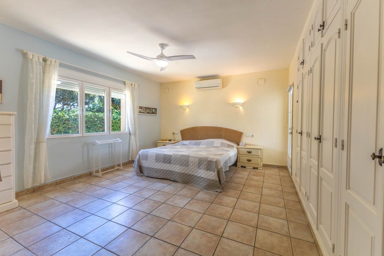 3 bedroom Villa for sale in Javea / Xabia - € 795,000 (Ref: 9263336)