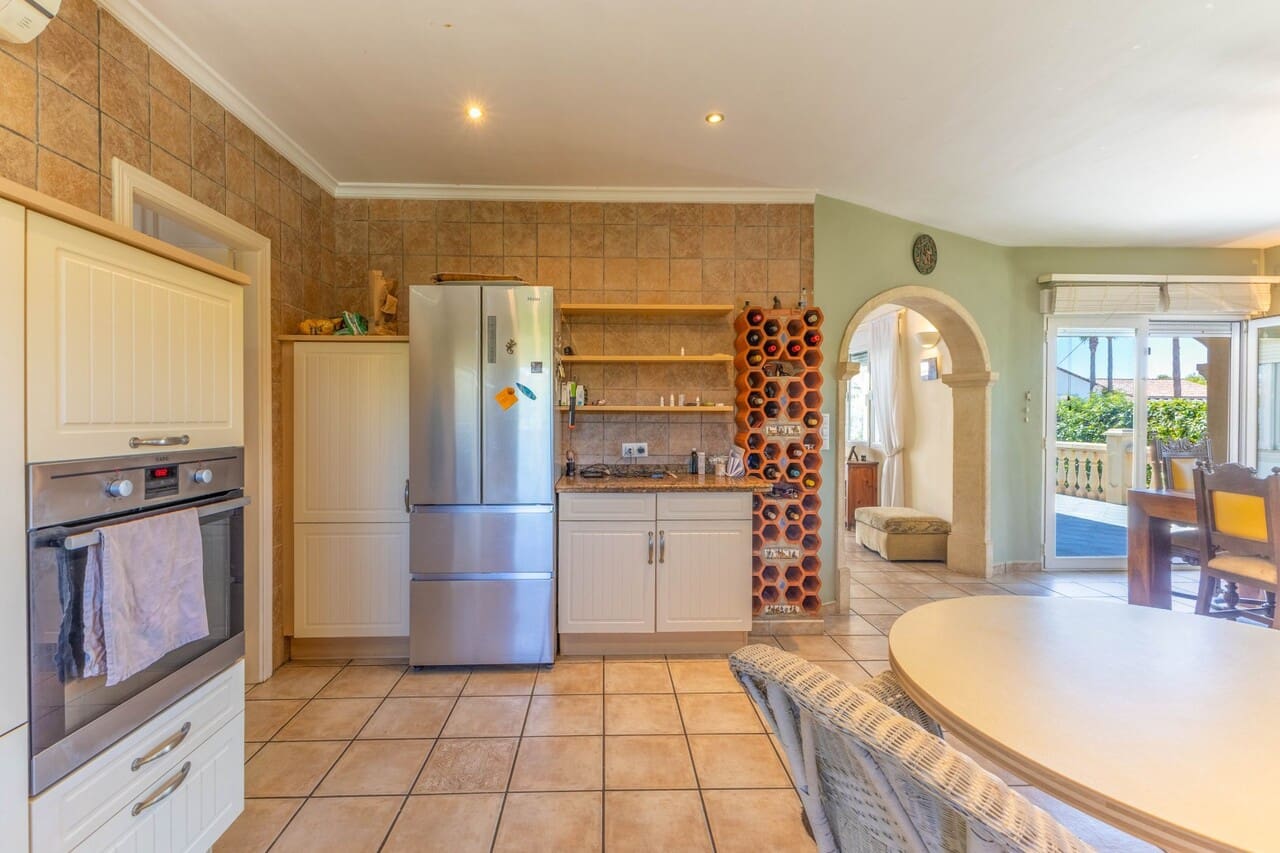 3 bedroom Villa for sale in Javea / Xabia - € 795,000 (Ref: 9263336)