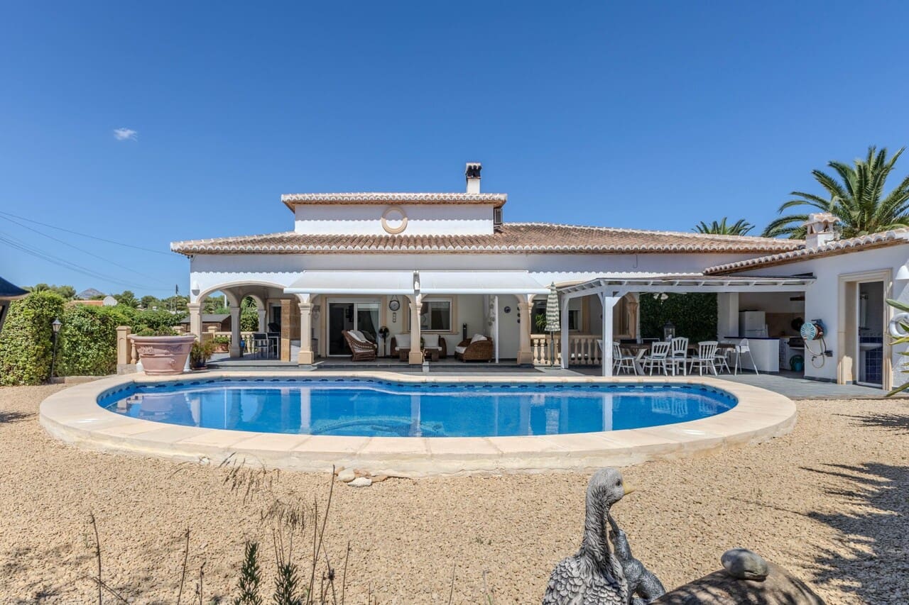 3 bedroom Villa for sale in Javea / Xabia - € 795,000 (Ref: 9263336)