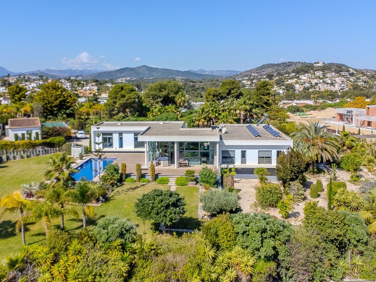 4 bedroom Villa for sale in Javea / Xabia with pool garage - € 2,100,000 (Ref: 9282601)