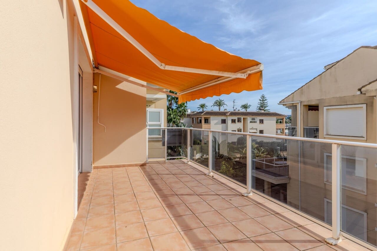 2 soveværelse Lejlighed til salg i Javea / Xabia med swimmingpool garage - € 375.000 (Ref: 9348572)