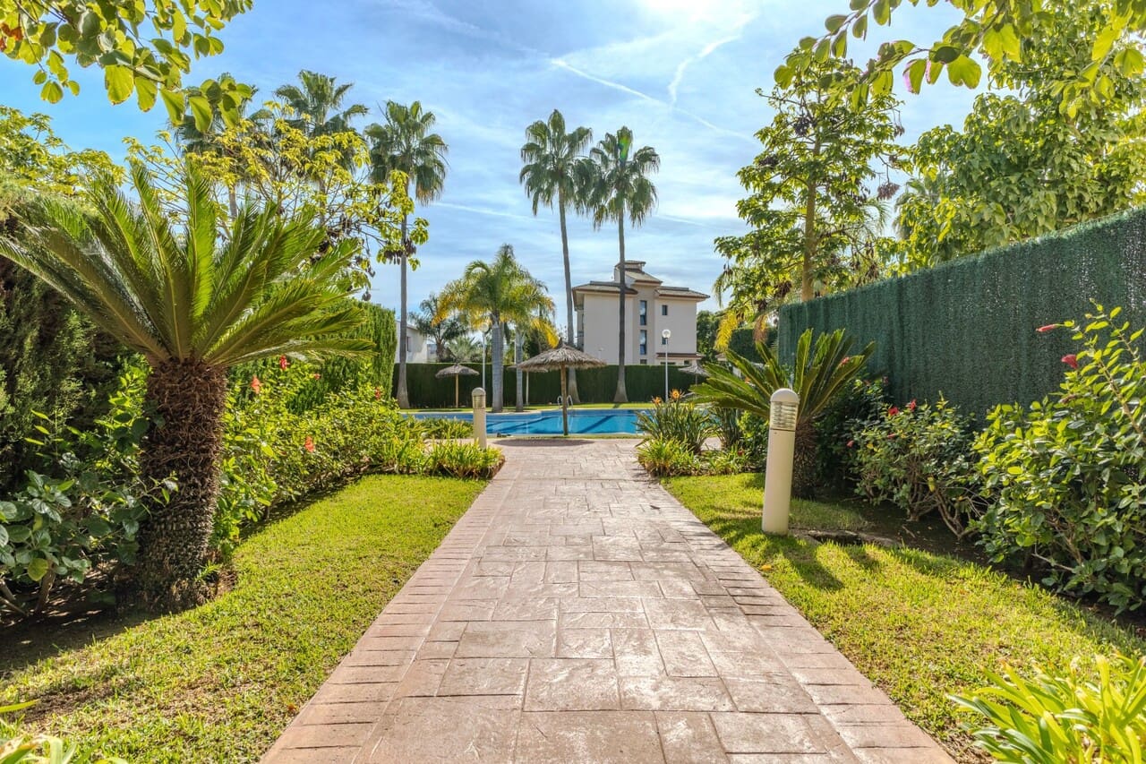 2 soveværelse Lejlighed til salg i Javea / Xabia med swimmingpool garage - € 375.000 (Ref: 9348572)