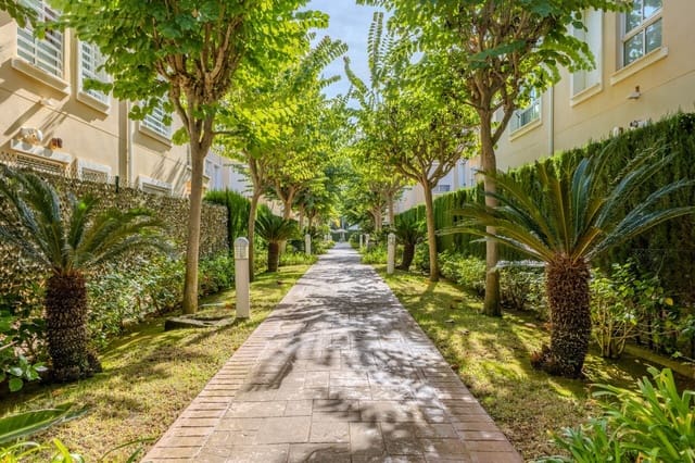 2 chambre Appartement à vendre à Javea / Xàbia avec piscine garage - 375 000 € (Ref: 9348572)