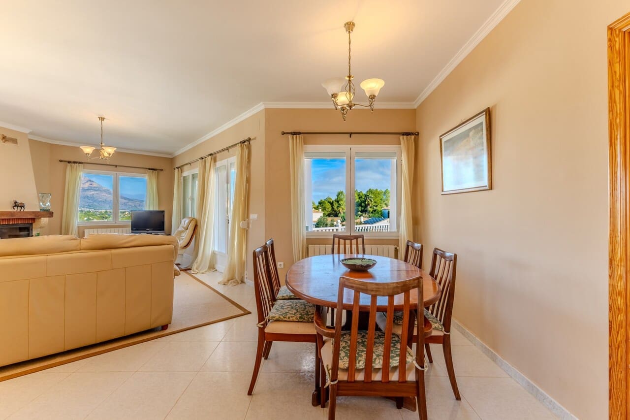 3 bedroom Villa for sale in Javea / Xabia with pool garage - € 575,000 (Ref: 9385954)