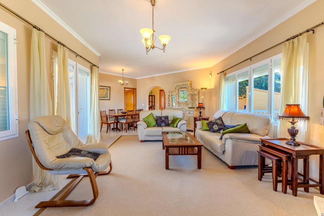 3 bedroom Villa for sale in Javea / Xabia with pool garage - € 575,000 (Ref: 9385954)