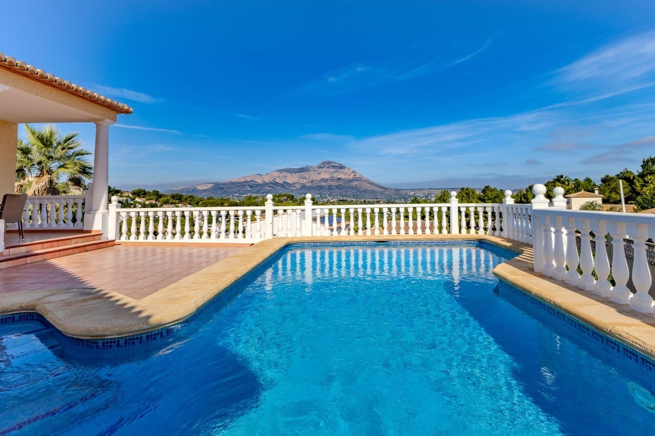 3 bedroom Villa for sale in Javea / Xabia with pool garage - € 575,000 (Ref: 9385954)
