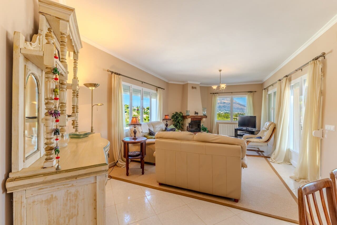 3 bedroom Villa for sale in Javea / Xabia with pool garage - € 575,000 (Ref: 9385954)