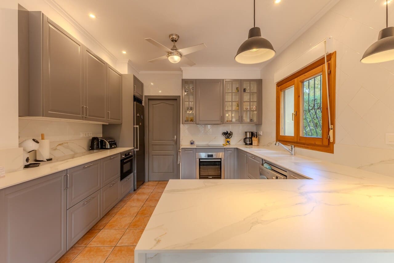 4 bedroom Villa for sale in Javea / Xabia with pool - € 865,000 (Ref: 9449731)