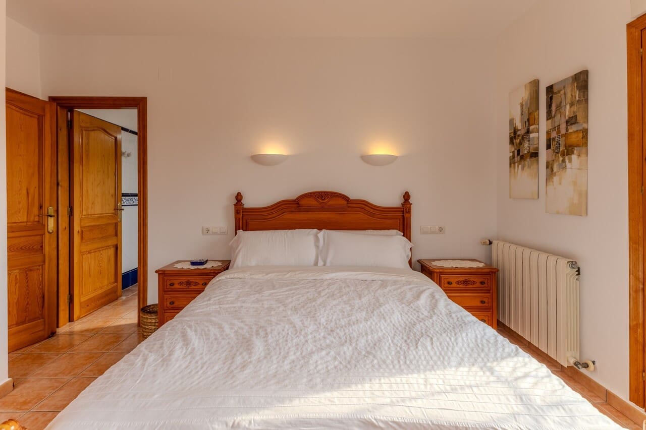 4 bedroom Villa for sale in Javea / Xabia with pool - € 865,000 (Ref: 9449731)