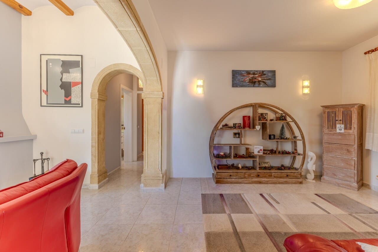 3 makuuhuone Huvila myytävänä paikassa Javea / Xabia mukana uima-altaan 
autotalli - 669 000 € (Ref: 9465916)