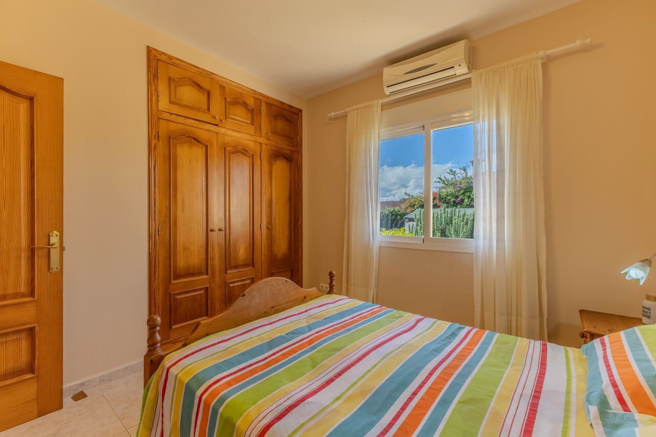 3 makuuhuone Huvila myytävänä paikassa Javea / Xabia mukana uima-altaan 
autotalli - 669 000 € (Ref: 9465916)