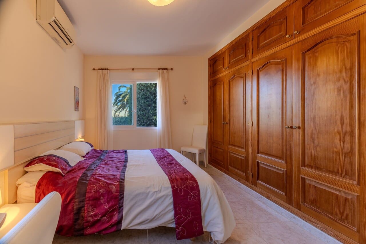 3 makuuhuone Huvila myytävänä paikassa Javea / Xabia mukana uima-altaan 
autotalli - 669 000 € (Ref: 9465916)