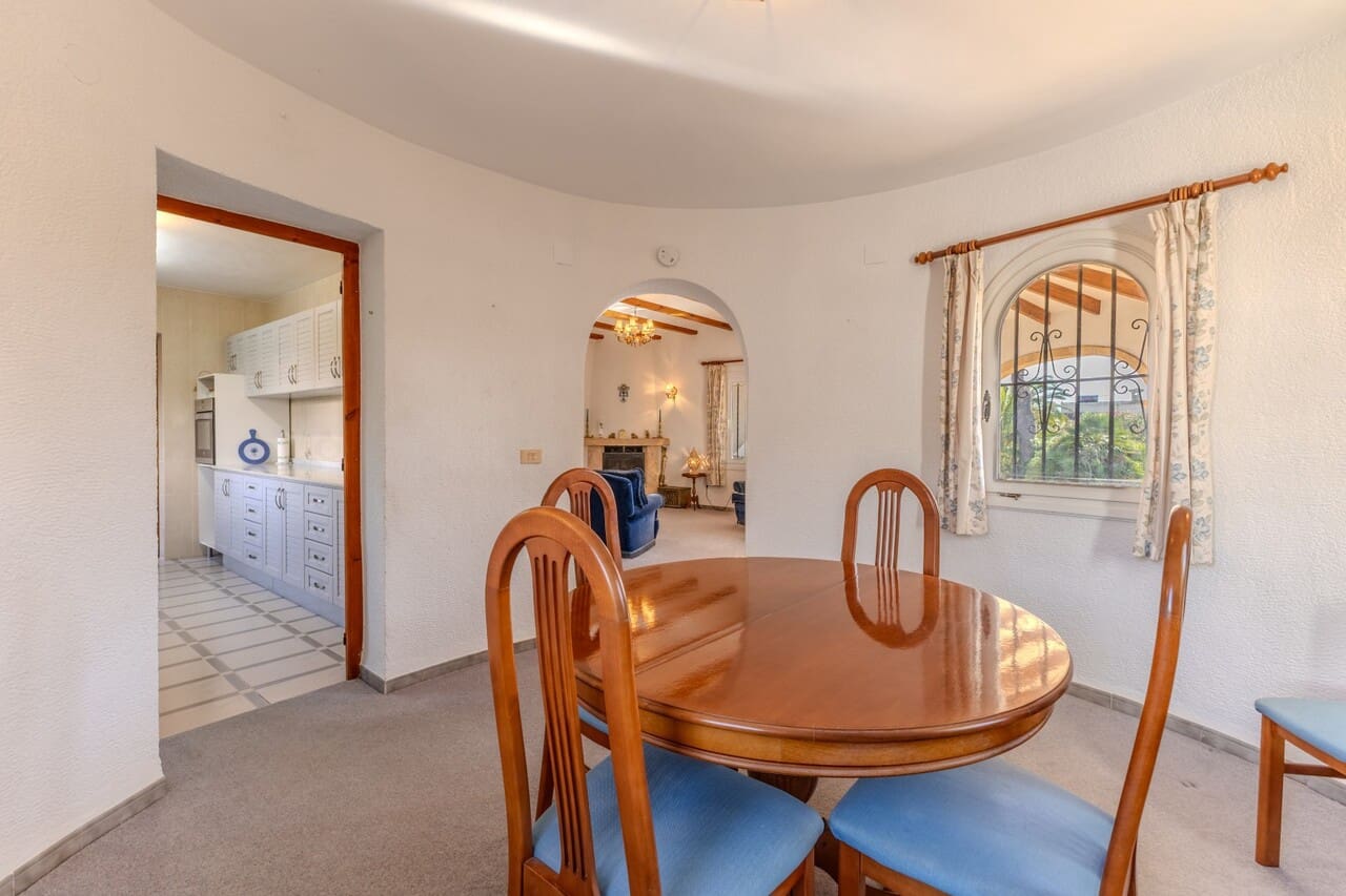 3 chambre Villa/Maison à vendre à Javea / Xabia avec piscine garage - 599 000 € (Ref: 9469897)