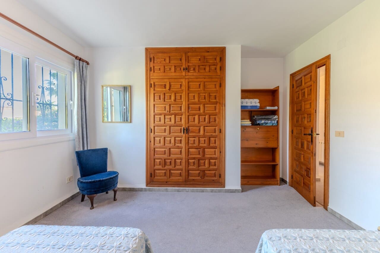 3 chambre Villa/Maison à vendre à Javea / Xabia avec piscine garage - 599 000 € (Ref: 9469897)