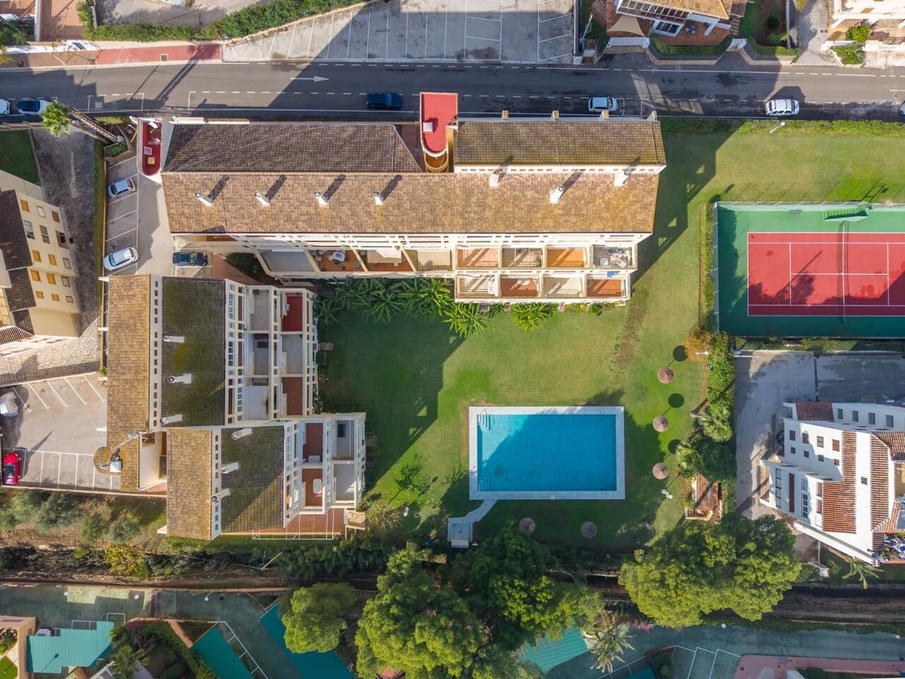 3 makuuhuone Huoneisto myytävänä paikassa Javea / Xabia mukana uima-altaan 
autotalli - 499 000 € (Ref: 9469985)