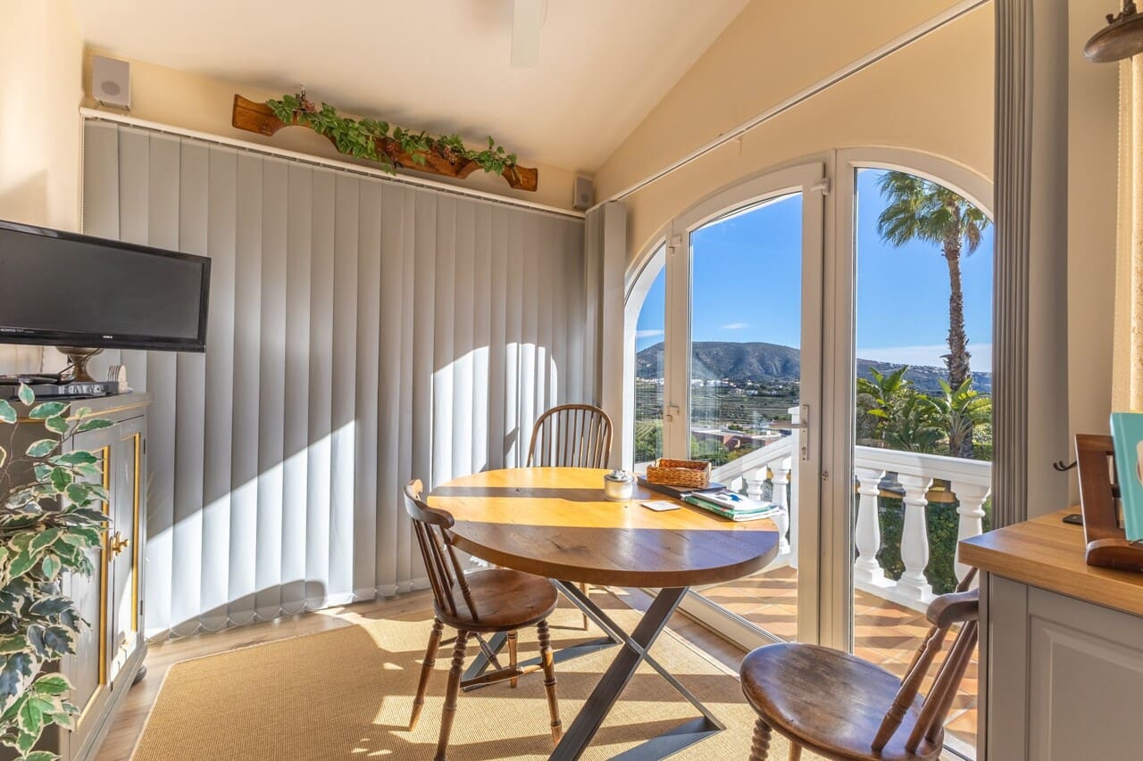 3 bedroom Villa for sale in Benitachell / Benitatxell with pool - € 649,000 (Ref: 9500345)