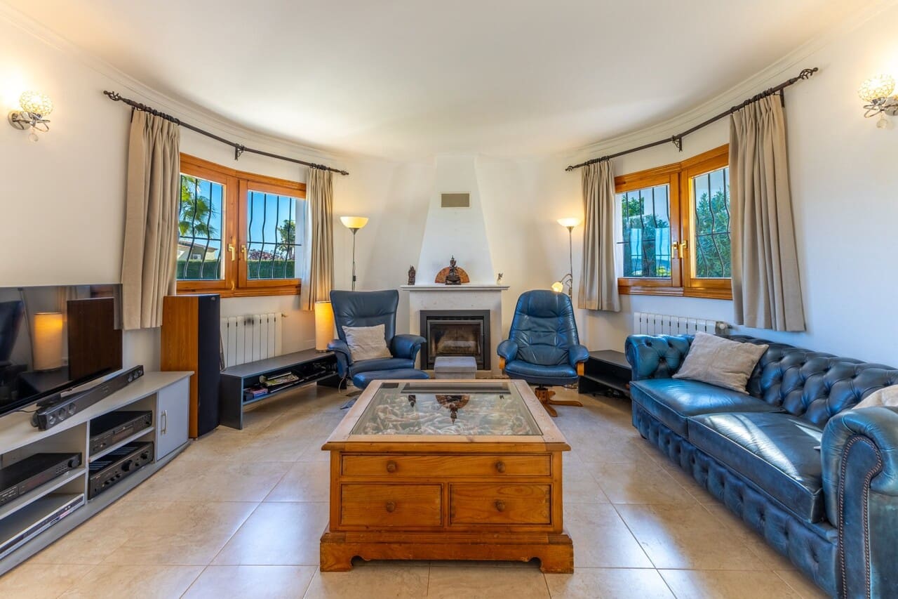 2 bedroom Villa for sale in Benitachell / Benitatxell with pool garage - € 449,000 (Ref: 9517867)