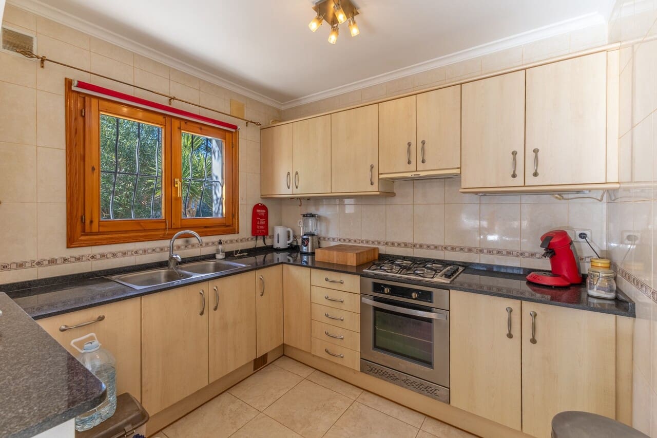 2 bedroom Villa for sale in Benitachell / Benitatxell with pool garage - € 449,000 (Ref: 9517867)