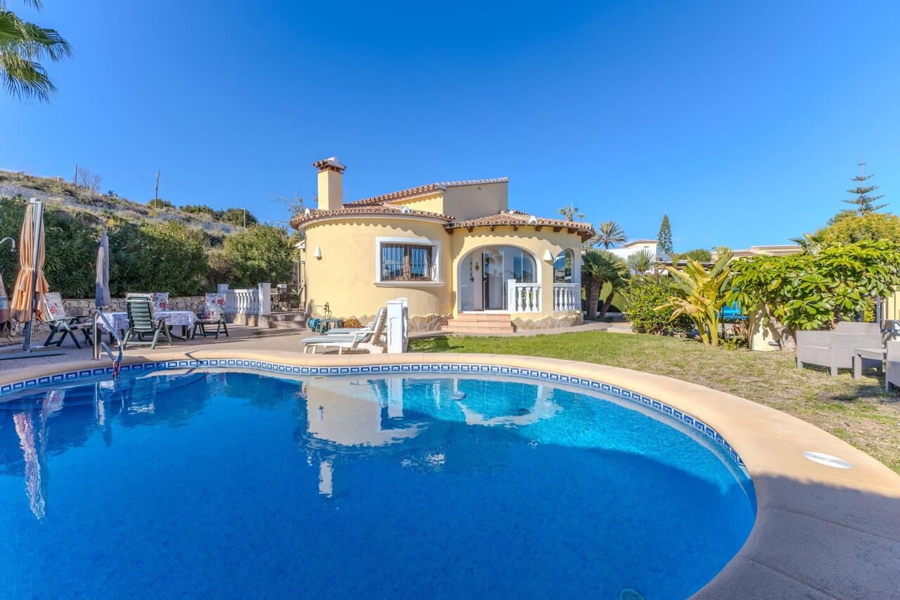 2 bedroom Villa for sale in Benitachell / Benitatxell with pool garage - € 449,000 (Ref: 9517867)