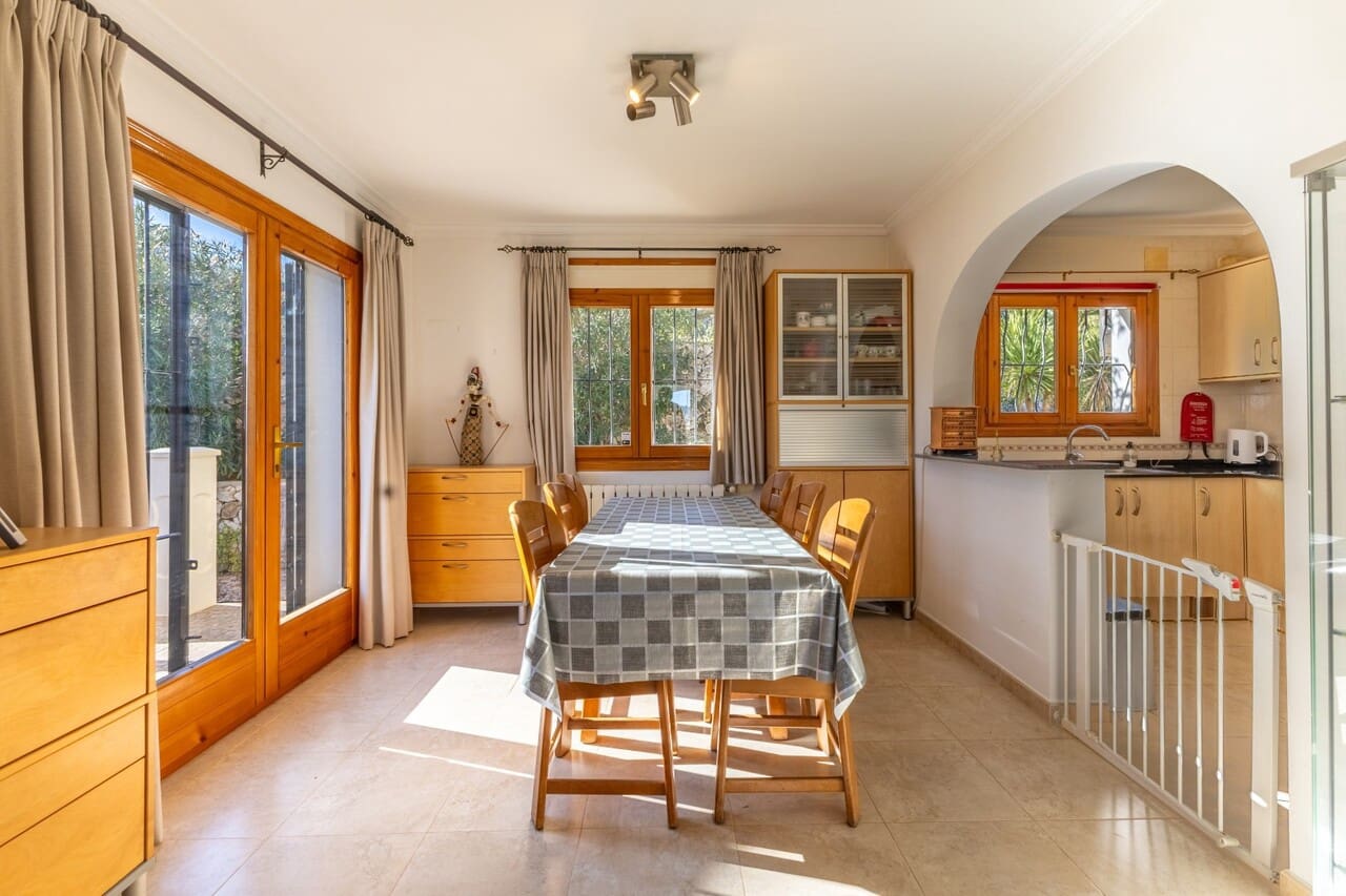 2 bedroom Villa for sale in Benitachell / Benitatxell with pool garage - € 449,000 (Ref: 9517867)