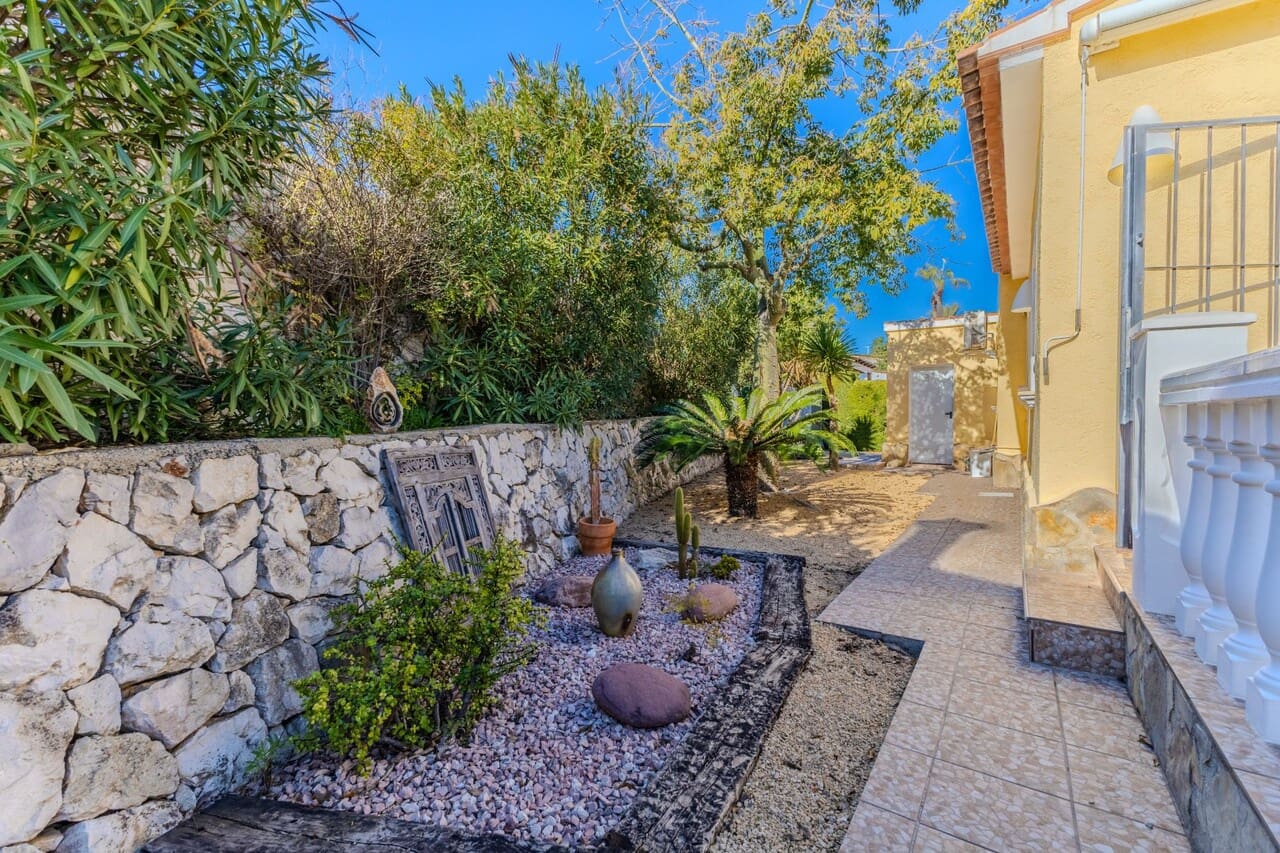 2 bedroom Villa for sale in Benitachell / Benitatxell with pool garage - € 449,000 (Ref: 9517867)