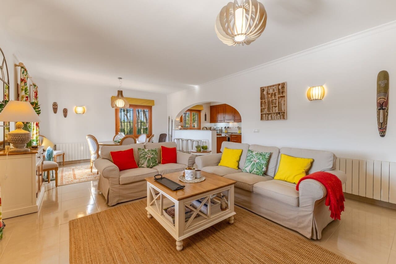 3 soveværelse Villa til salg i Javea / Xabia med swimmingpool - € 725.000 (Ref: 9550066)