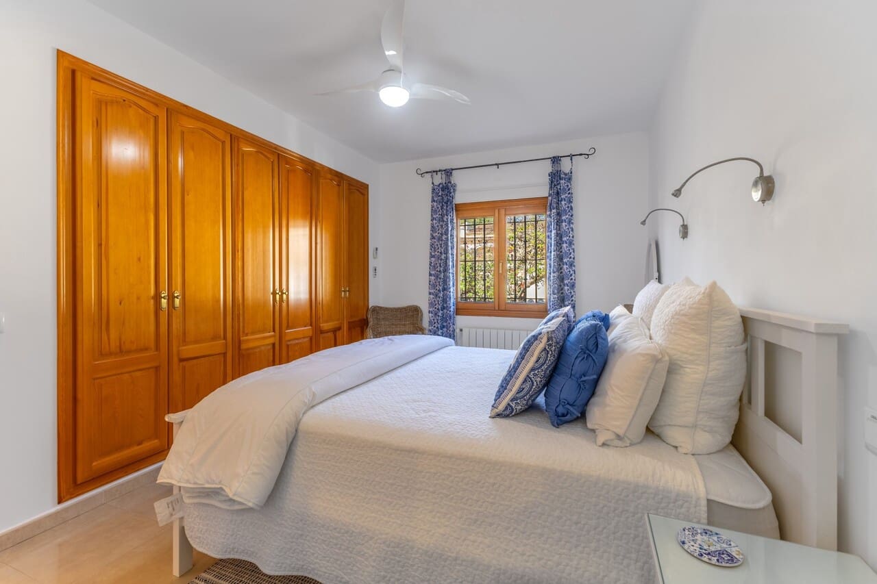 3 soveværelse Villa til salg i Javea / Xabia med swimmingpool - € 725.000 (Ref: 9550066)