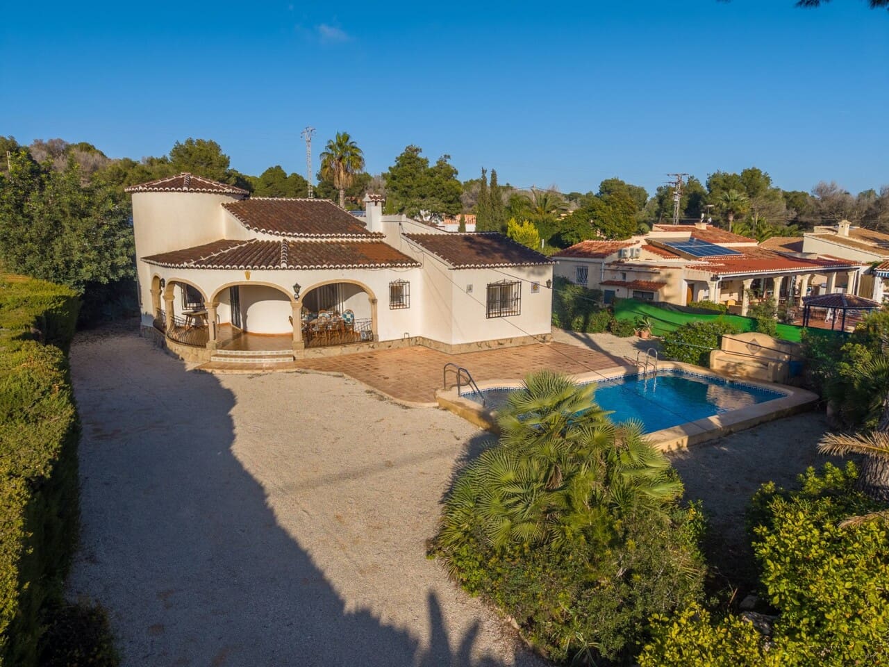 3 sypialnia Willa na sprzedaż w Javea / Xabia z basenem garażem - 580 000 € (Ref: 9569933)