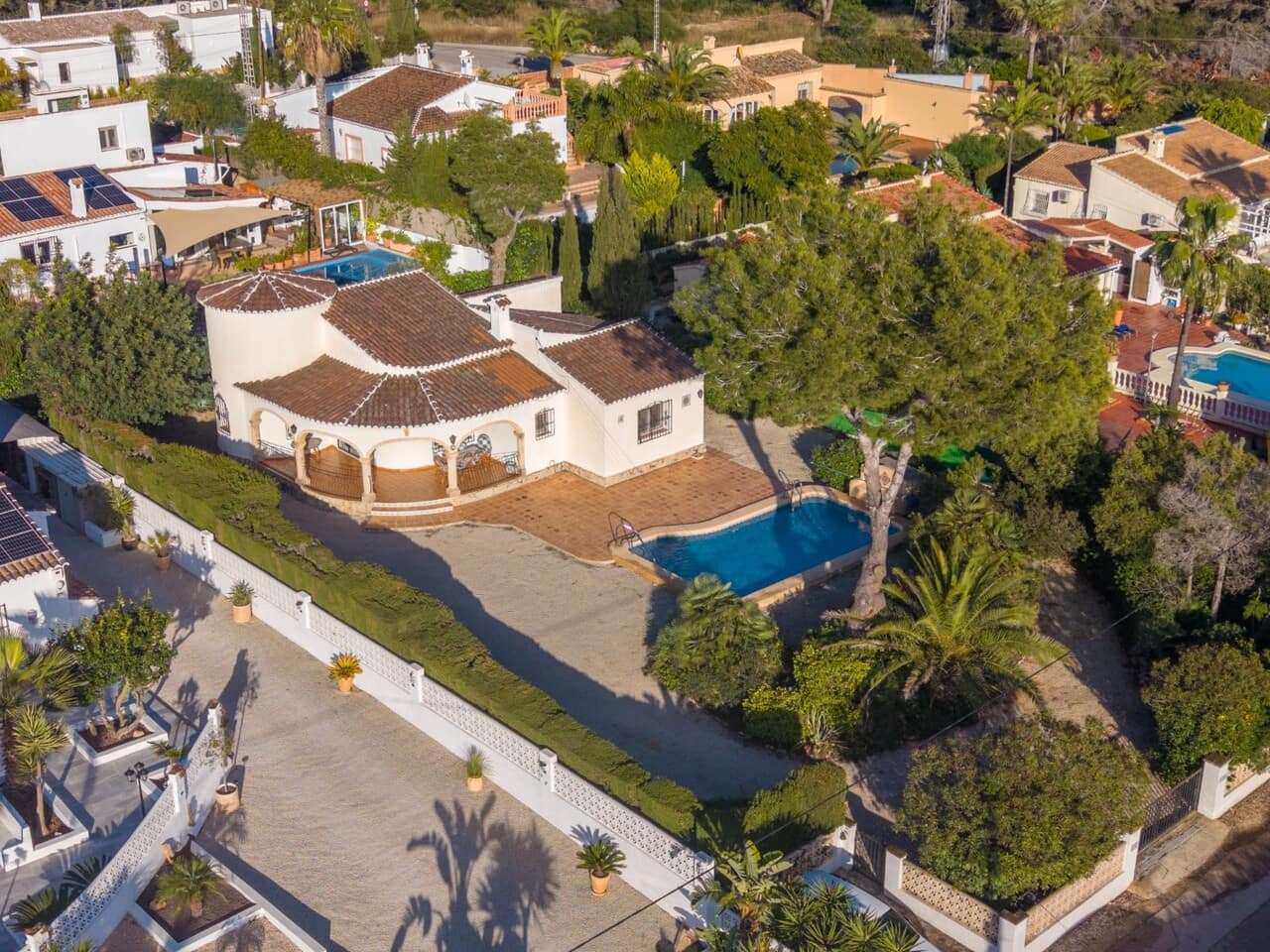 3 sypialnia Willa na sprzedaż w Javea / Xabia z basenem garażem - 580 000 € (Ref: 9569933)