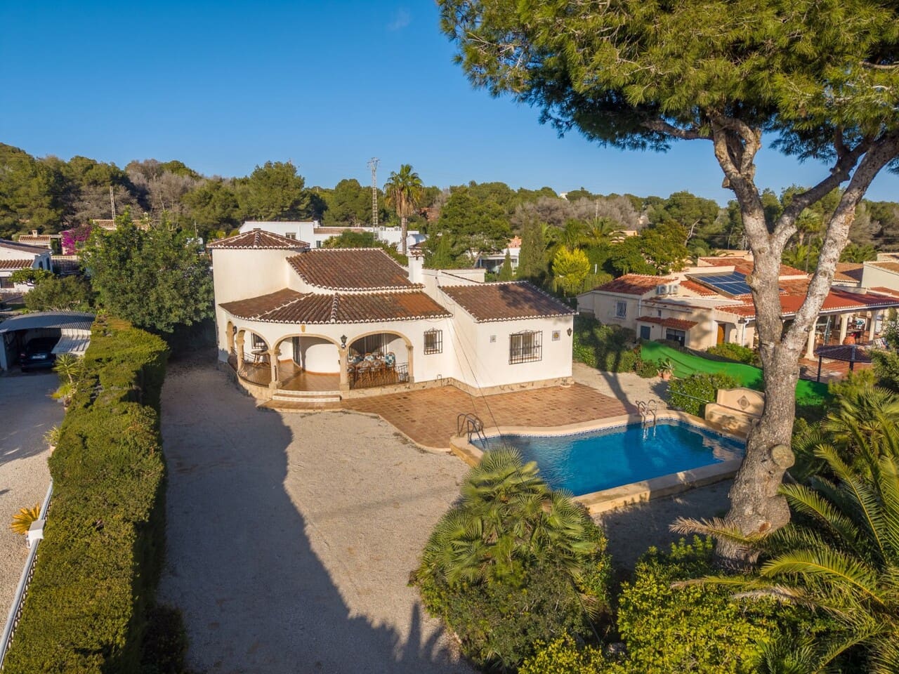 3 sypialnia Willa na sprzedaż w Javea / Xabia z basenem garażem - 580 000 € (Ref: 9569933)