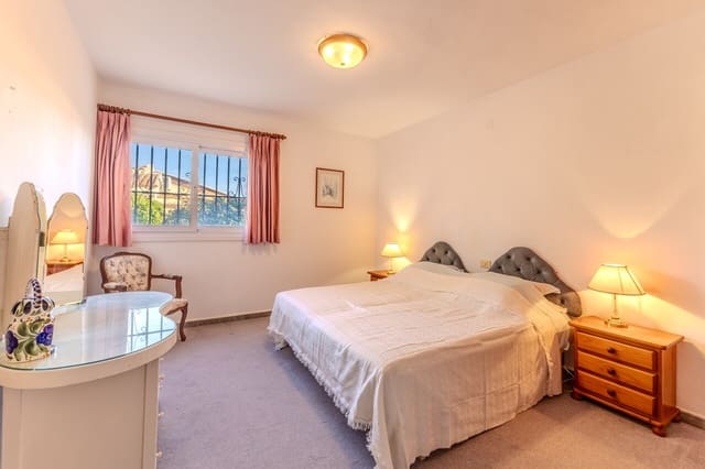 3 soveværelse Villa til salg i Javea / Xàbia med swimmingpool garage - € 580.000 (Ref: 9569933)