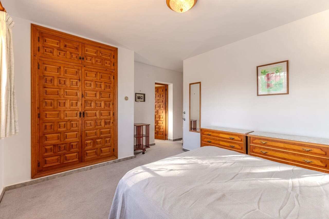 3 sypialnia Willa na sprzedaż w Javea / Xabia z basenem garażem - 580 000 € (Ref: 9569933)