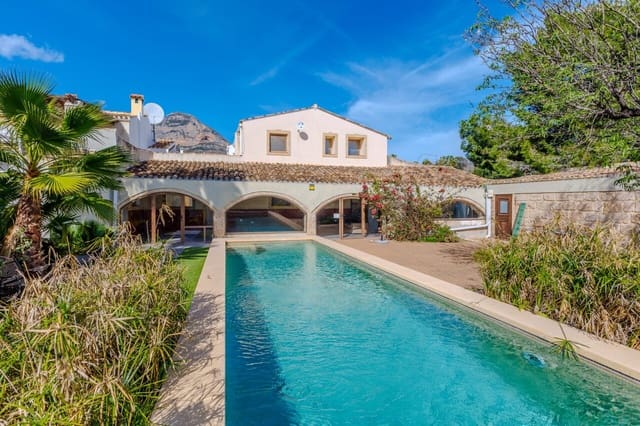 5 soveværelse Villa til salg i Javea / Xàbia med swimmingpool garage - € 845.000 (Ref: 9584976)