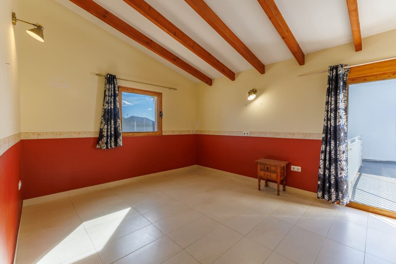 5 sovrum Villa till salu i Javea / Xabia med pool garage - 845 000 € (Ref: 9584976)