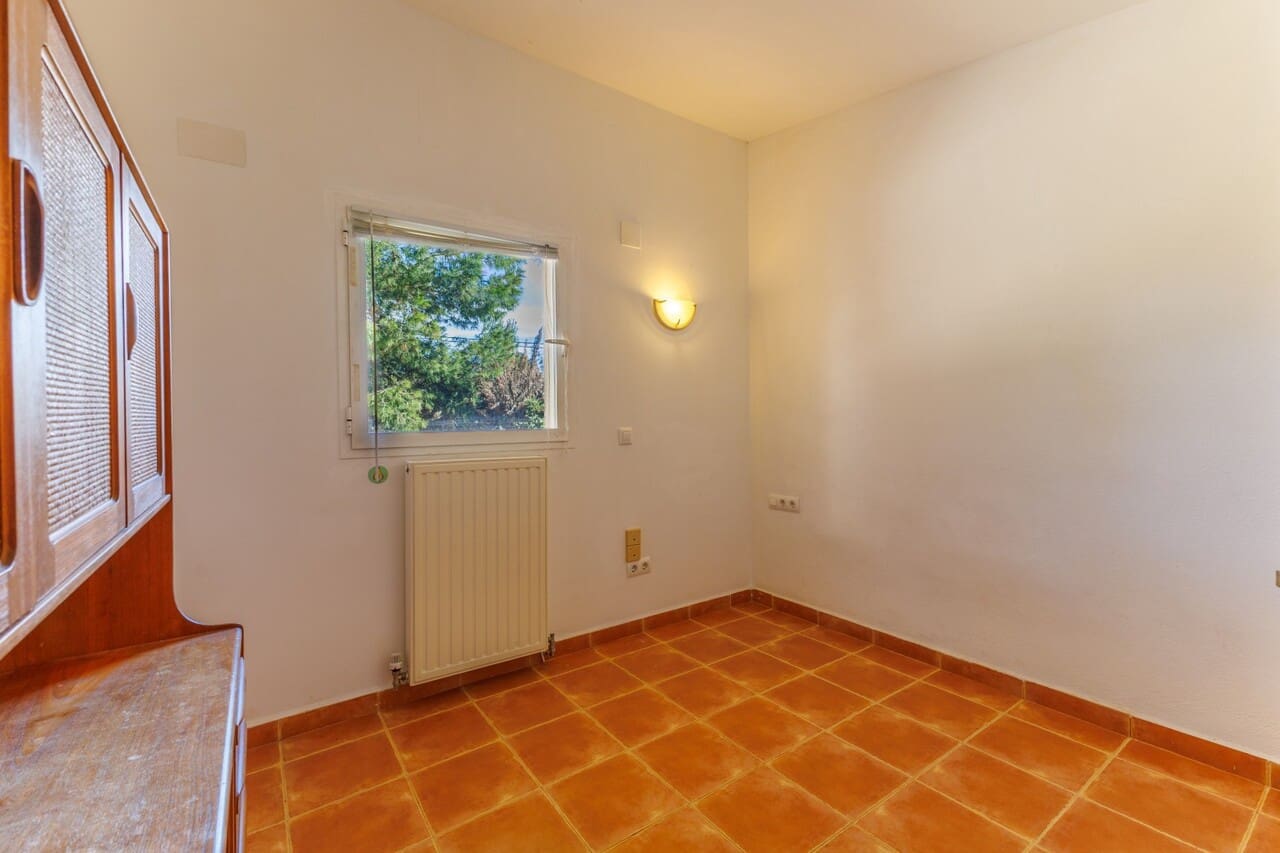 5 sovrum Villa till salu i Javea / Xabia med pool garage - 845 000 € (Ref: 9584976)