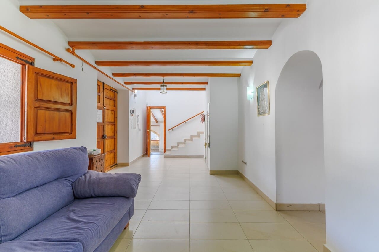 5 sovrum Villa till salu i Javea / Xabia med pool garage - 845 000 € (Ref: 9584976)