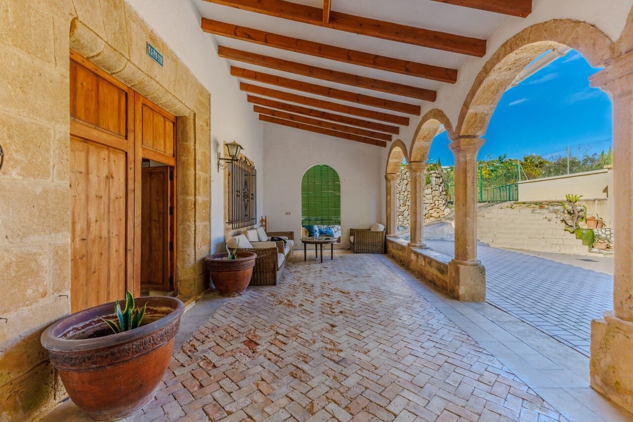 5 sovrum Villa till salu i Javea / Xabia med pool garage - 845 000 € (Ref: 9584976)