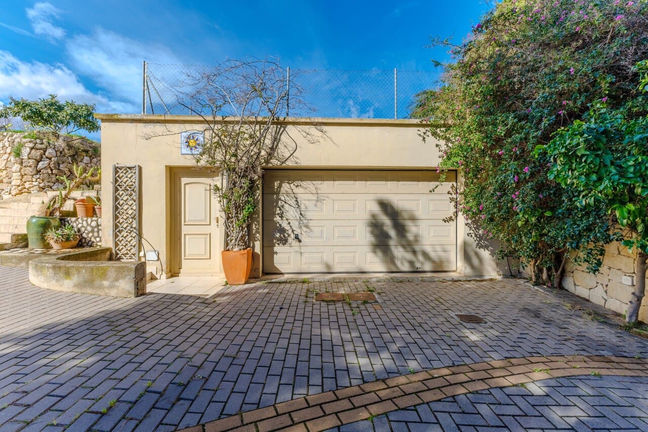 5 sovrum Villa till salu i Javea / Xabia med pool garage - 845 000 € (Ref: 9584976)