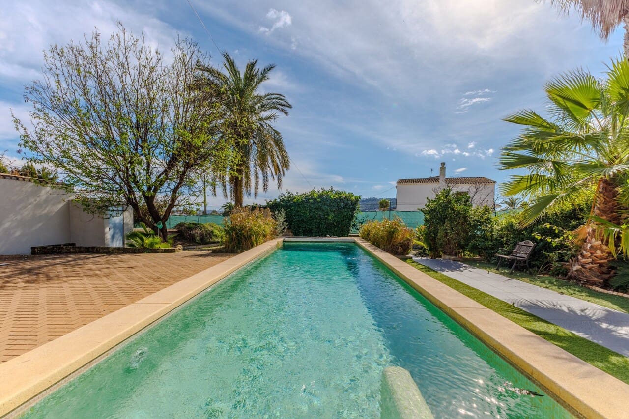 5 sovrum Villa till salu i Javea / Xabia med pool garage - 845 000 € (Ref: 9584976)