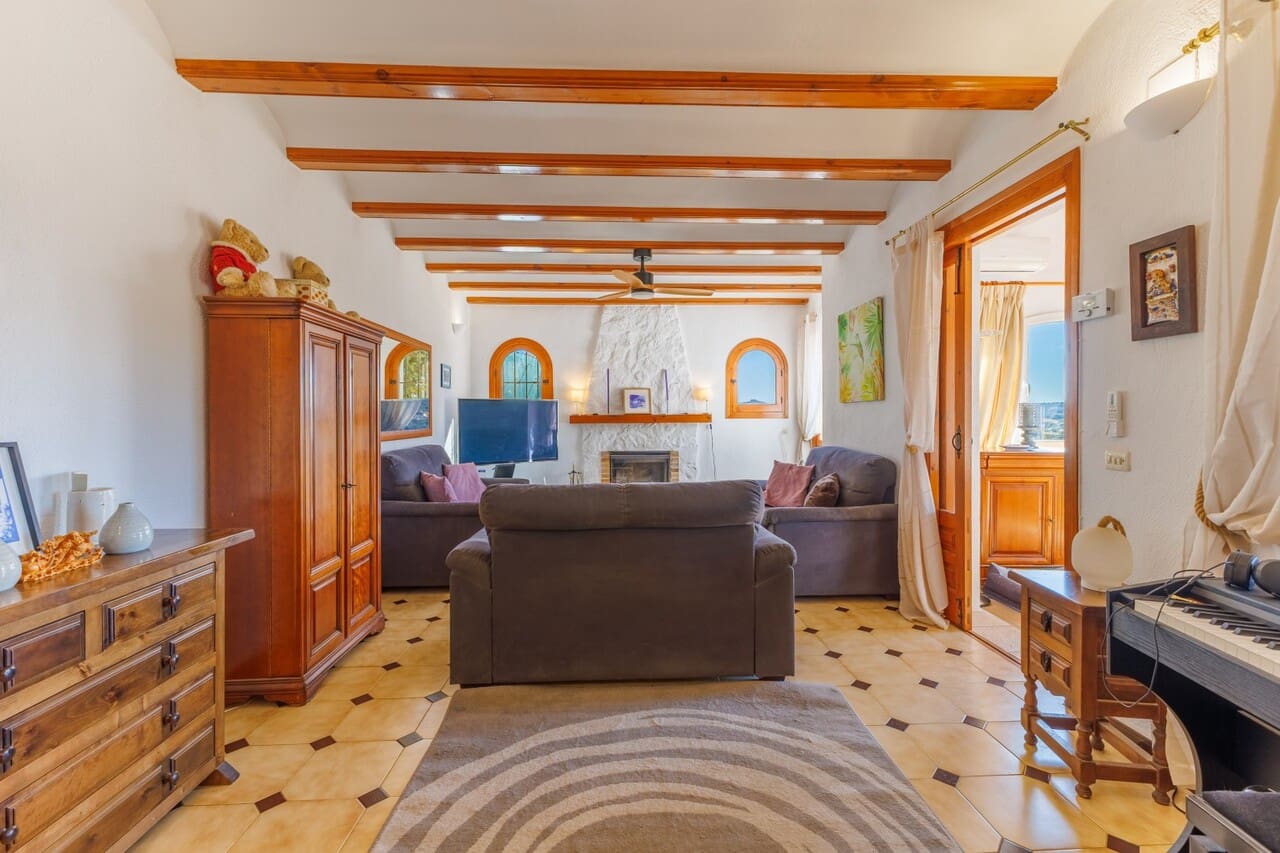 3 chambre Villa/Maison à vendre à Javea / Xabia avec piscine garage - 549 000 € (Ref: 9618445)